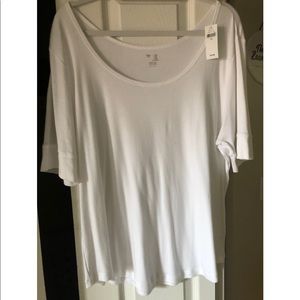 Gap t-shirt NWT
